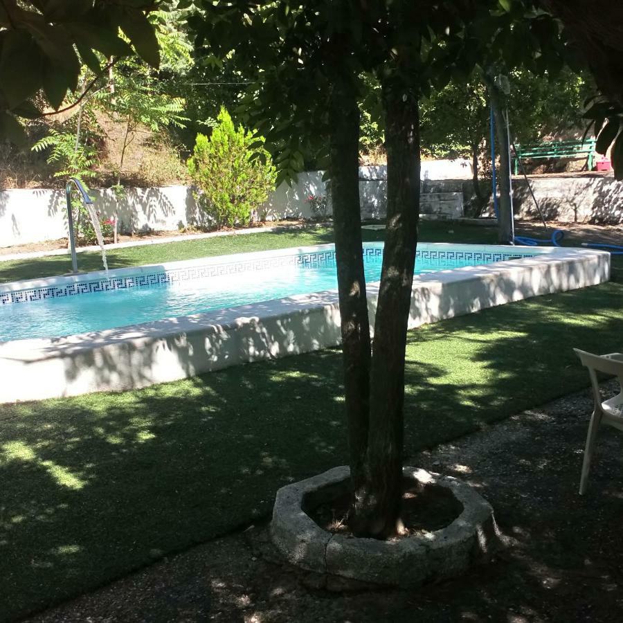 Hostal El Venero Sotillo de la Adrada Eksteriør bilde